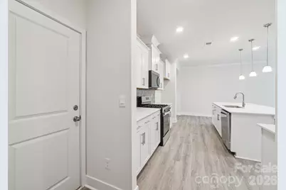 7685 Bainbridge Road, Sherrills Ford, NC 28673 - Photo 15