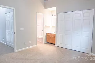 9105 Exbury Ct, Charlotte, NC 28269 - Photo 15