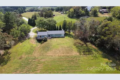 100 Gilbert Road, Columbus, NC 28722 - Photo 3