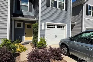 1532 39th Ave Loop NE, Hickory, NC 28601 - Photo 1