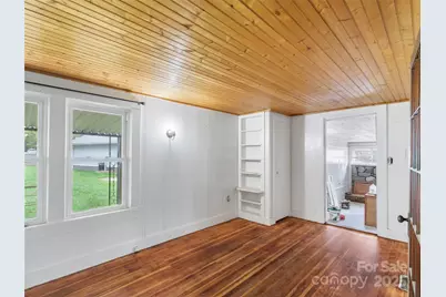 505 E Main Street, Burnsville, NC 28714 - Photo 19