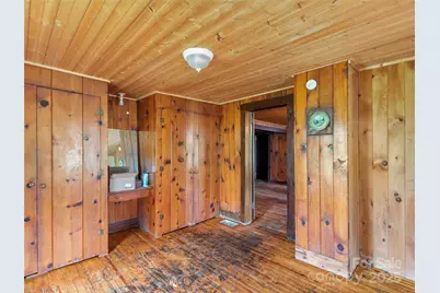 505 E Main Street, Burnsville, NC 28714 - Photo 25