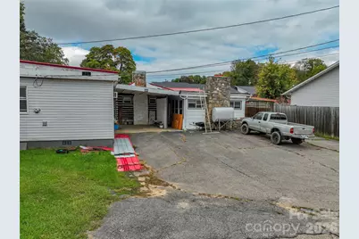 505 E Main Street, Burnsville, NC 28714 - Photo 13