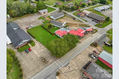 505 E Main Street, Burnsville, NC 28714 - Photo 7