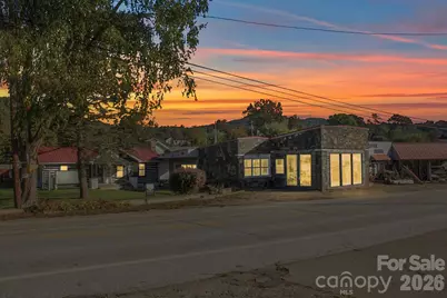 505 E Main Street, Burnsville, NC 28714 - Photo 3