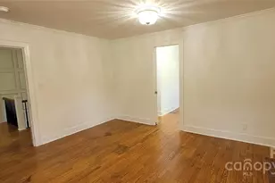 724 W Warren St, Shelby, NC 28150 - Photo 27