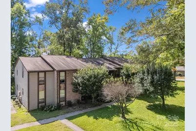 333 W Lake Avenue, Hendersonville, NC 28739 - Photo 5