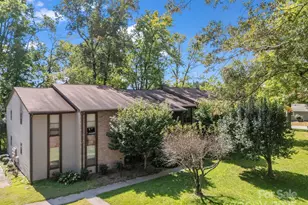 333 W Lake Ave, Hendersonville, NC 28739 - Photo 5