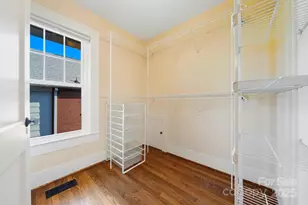 609 2nd St NE, Hickory, NC 28601 - Photo 9