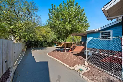 609 2nd Street NE, Hickory, NC 28601 - Photo 41