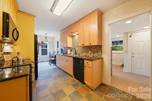 609 2nd St NE, Hickory, NC 28601 - Photo 25