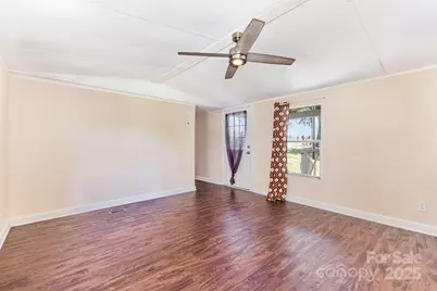 364 Paraham Road S, York, SC 29745 - Photo 7