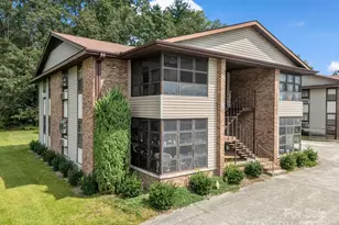 45 Indian River Rd, Hendersonville, NC 28791 - Photo 3