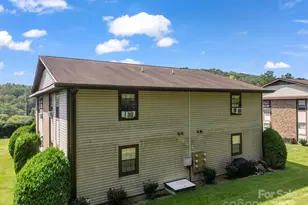 45 Indian River Rd, Hendersonville, NC 28791 - Photo 7