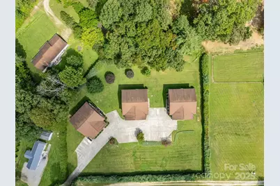 45 Indian River Road, Hendersonville, NC 28791 - Photo 19