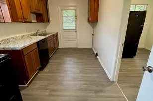 1424 Wembley Dr, Charlotte, NC 28205 - Photo 25