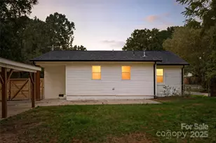 2900 Enfield Rd, Charlotte, NC 28205 - Photo 33