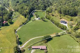 356 Joe Payne Rd, Marshall, NC 28753 - Photo 41