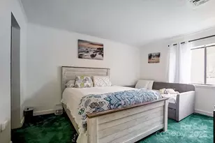 4816 Spring Lake Dr, Charlotte, NC 28212 - Photo 13