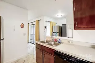 4816 Spring Lake Dr, Charlotte, NC 28212 - Photo 9