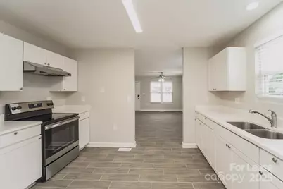 19929 Ferry Street, Cornelius, NC 28031 - Photo 7