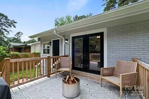 5442 Kinsale Ln, Charlotte, NC 28215 - Photo 17