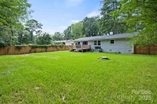 5442 Kinsale Ln, Charlotte, NC 28215 - Photo 19