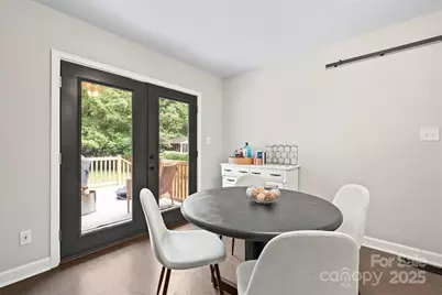 5442 Kinsale Lane, Charlotte, NC 28215 - Photo 9