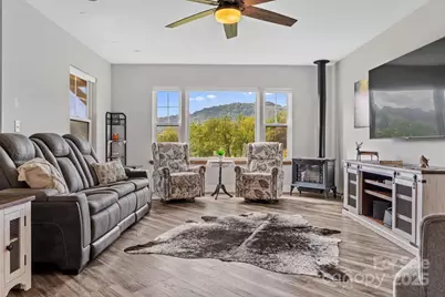 204 Mountain Spring Lane, Canton, NC 28716 - Photo 5