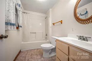 102 Windwood Hill Rd, Hendersonville, NC 28739 - Photo 23