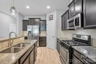 3033 Honeylocust Ln, Fort Mill, SC 29707 - Photo 9