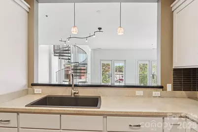 475 S Church Street #A, Hendersonville, NC 28792 - Photo 11