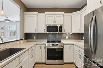 475 S Church Street #A, Hendersonville, NC 28792 - Photo 9