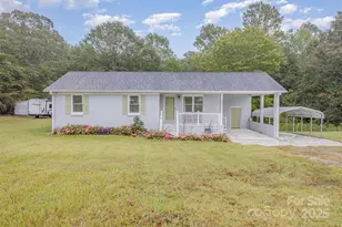 1310 Love Rd, Clover, SC 29710 - Photo 3