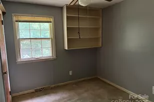 1922 Elmwood Dr, Gastonia, NC 28054 - Photo 11