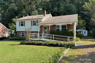 1922 Elmwood Dr, Gastonia, NC 28054 - Photo 1