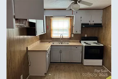 1922 Elmwood Drive, Gastonia, NC 28054 - Photo 5