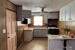 1922 Elmwood Dr, Gastonia, NC 28054 - Photo 7