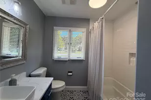 1419 Stoneyridge Dr, Charlotte, NC 28214 - Photo 31