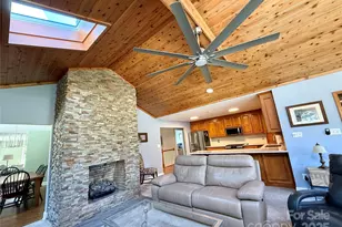 1419 Stoneyridge Dr, Charlotte, NC 28214 - Photo 19