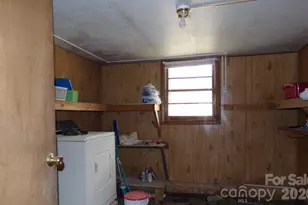 1905 Little Creek Rd, Burnsville, NC 28714 - Photo 13