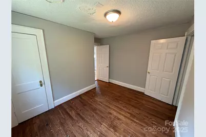 4216 N Center Street, Hickory, NC 28601 - Photo 15