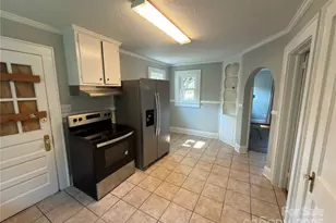 4216 N Center St, Hickory, NC 28601 - Photo 13