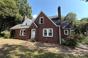 4216 N Center St, Hickory, NC 28601 - Photo 7