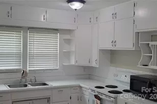 18 Misty Meadows Rd, Burnsville, NC 28714 - Photo 9