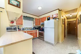 801 Windwood Dr, Gastonia, NC 28056 - Photo 9