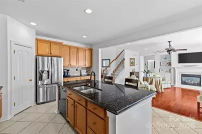 10605 Bere Island Drive, Charlotte, NC 28278 - Photo 9