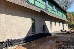 110 Hunter Ln, Charlotte, NC 28211 - Photo 3