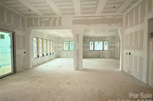 110 Hunter Ln, Charlotte, NC 28211 - Photo 9