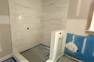 110 Hunter Ln, Charlotte, NC 28211 - Photo 15